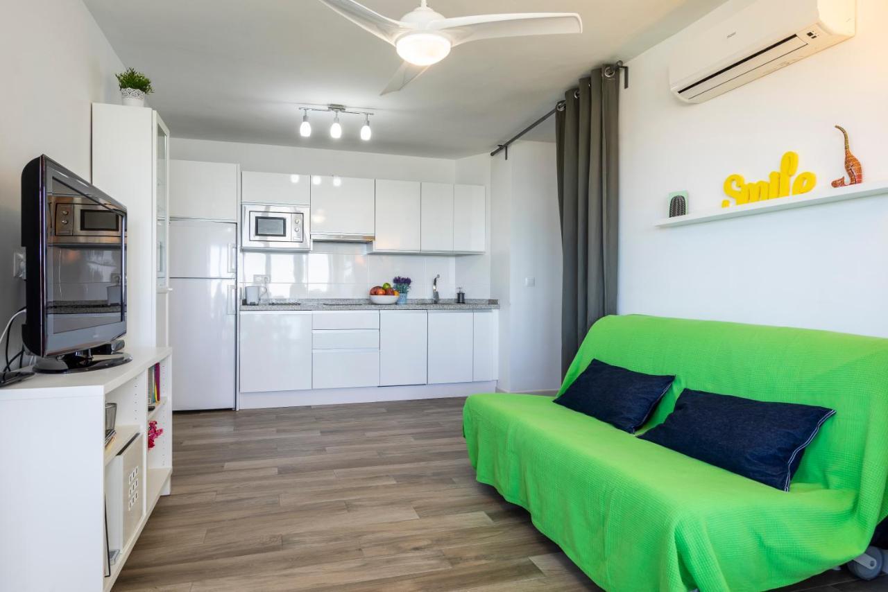 בנאחראפה Wintowinrentals Sunny Side, Pool, Wifi & Sea View מראה חיצוני תמונה